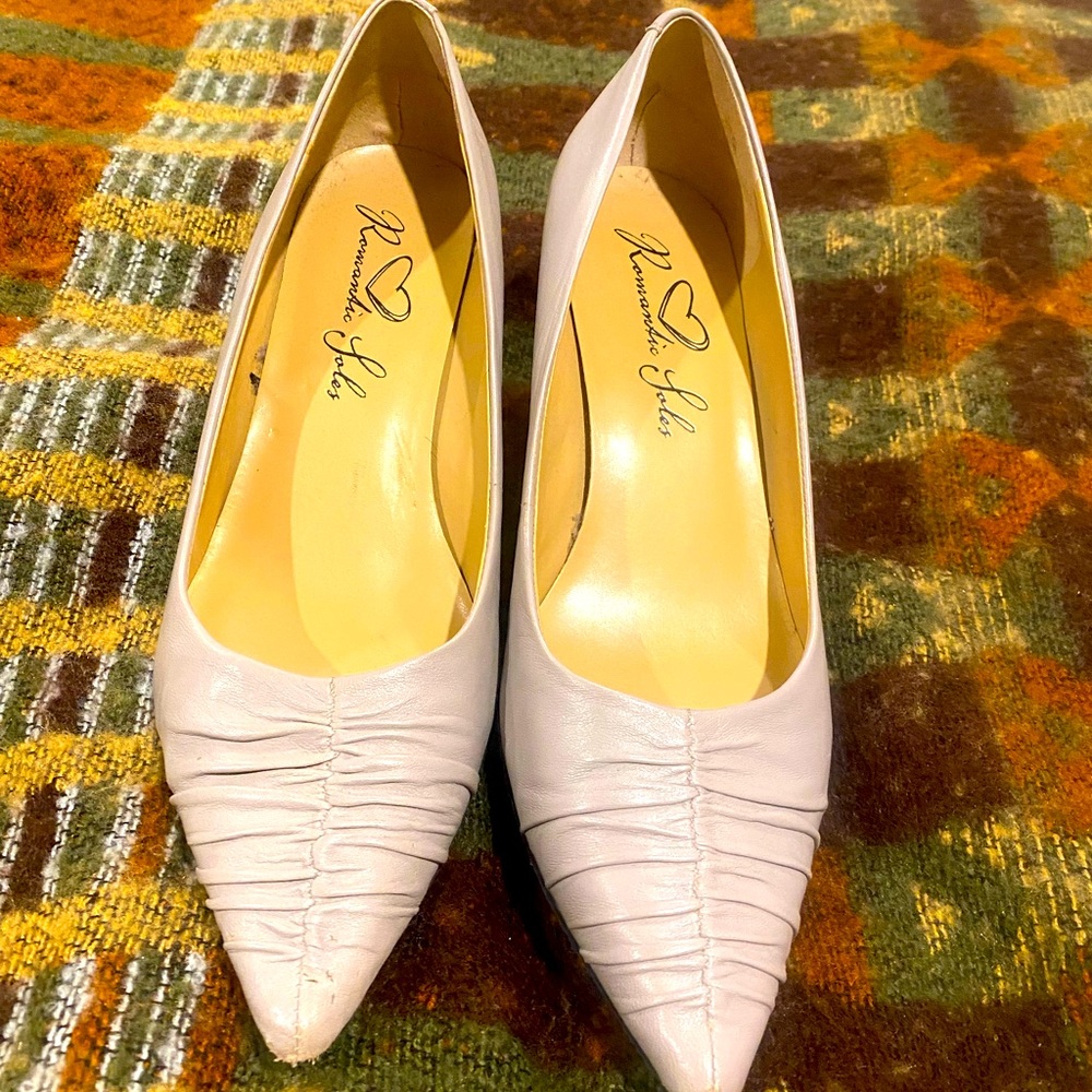 Great evening pumps for nice dress up evening size 8